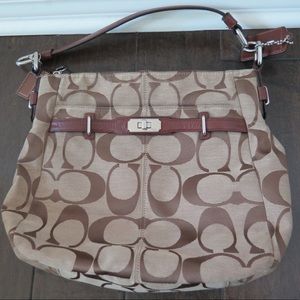 Authentic Coach Chelsea shoulder bag J1293-F17834